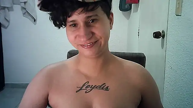 Im Milan Rs online show from 11-16-25, 04:34