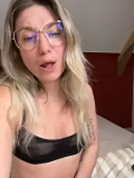 carlaaa online show from 04-13-26, 08:14