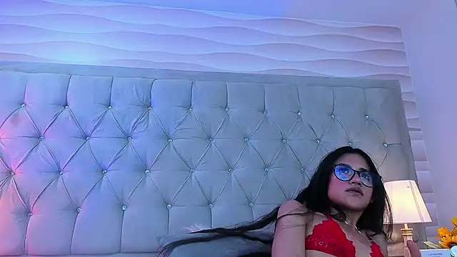 Snapshot of Lilith_Vera chatting on 01-14-25, 08:26 Lilith Vera online show from 01-14-25, 08:26