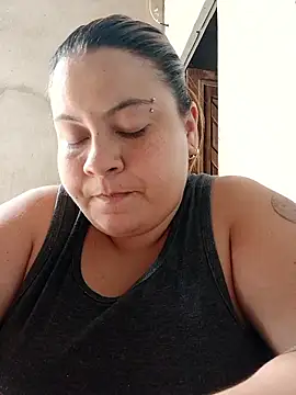 Snapshot of carola_hotwife chatting on 10-01-25, 04:02 carola hotwife online show from 10-01-25, 04:02