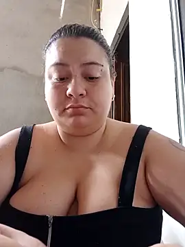 Snapshot of carola_hotwife chatting on 10-02-25, 01:51 carola hotwife online show from 10-02-25, 01:51