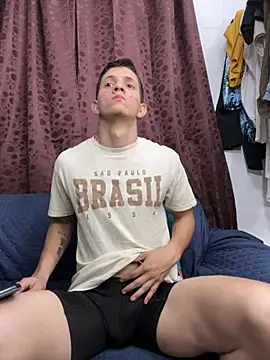 Snapshot of Bodyxx23 chatting on 02-09-25, 03:11 Bodyxx23 online show from 02-09-25, 03:11