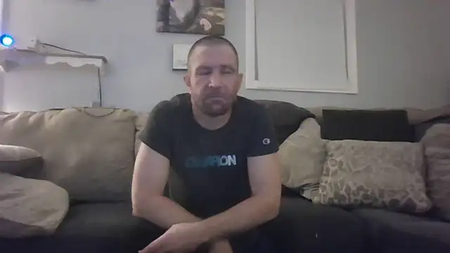 Edward LongCock online show from 12-17-24, 04:45