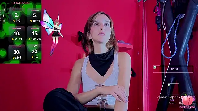 Snapshot of Ambar_Roux_ chatting on 10-20-25, 01:44 Ambar Roux online show from 10-20-25, 01:44