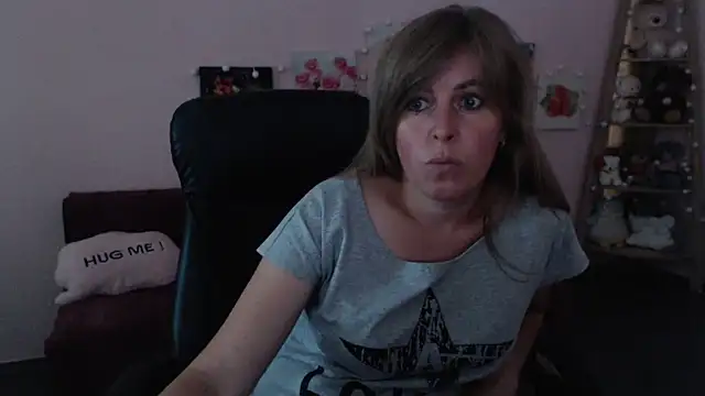 Hot Milady online show from 06-26-26, 07:13