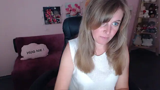 Hot Milady online show from 07-27-26, 07:15