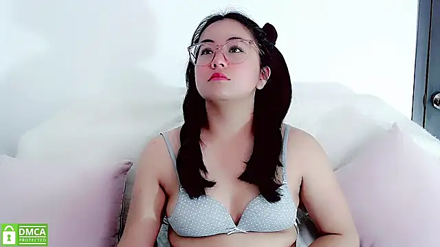 Snapshot of mariana_katto chatting on 03-13-25, 06:01 mariana katto online show from 03-13-25, 06:01