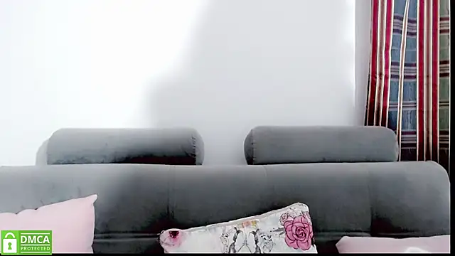 Snapshot of mariana_katto chatting on 12-16-25, 06:57 mariana katto online show from 12-16-25, 06:57