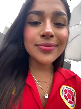 Snapshot of Mariangel_11 chatting on 06-16-26, 01:58 Mariangel 11 online show from 06-16-26, 01:58