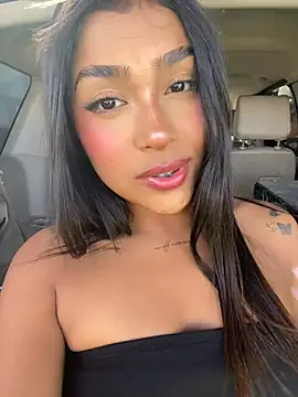 Snapshot of Mariangel_11 chatting on 07-17-26, 02:34 Mariangel 11 online show from 07-17-26, 02:34
