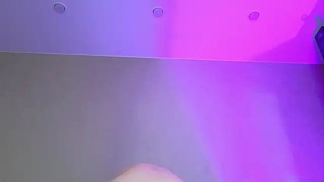 Snapshot of Your_Auggie chatting on 01-22-25, 01:00 Your Auggie online show from 01-22-25, 01:00