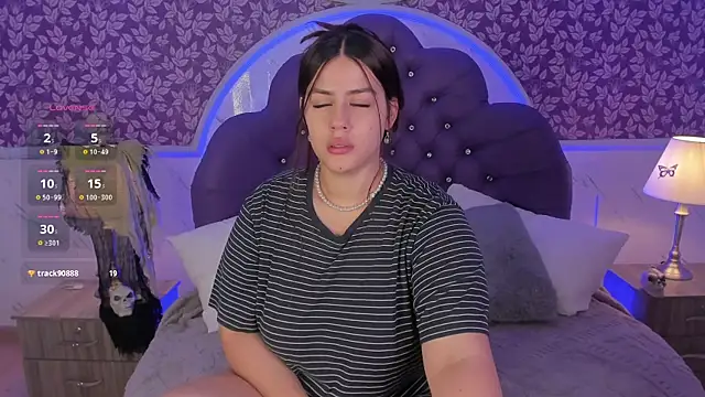 Miamontoya online show from 10-13-25, 01:55