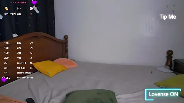 Lillianhot68 online show from 02-03-25, 11:20