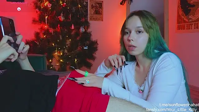 812sunflowerinahat online show from 12-29-24, 08:26