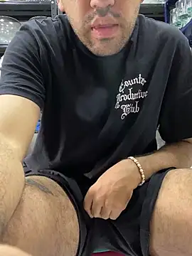 JuanZapata33 online show from 12-24-24, 06:50