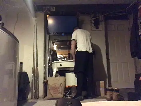 Snapshot of Gman143187 chatting on 01-06-25, 11:09 Gman143187 online show from 01-06-25, 11:09