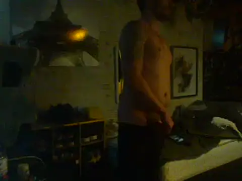 Snapshot of Gman143187 chatting on 03-06-25, 06:48 Gman143187 online show from 03-06-25, 06:48