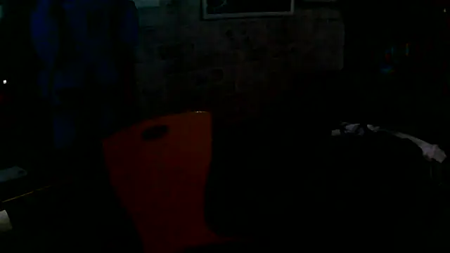 Snapshot of Gman143187 chatting on 03-13-25, 06:56 Gman143187 online show from 03-13-25, 06:56