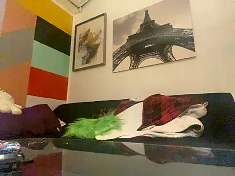 Snapshot of Gman143187 chatting on 09-30-25, 12:37 Gman143187 online show from 09-30-25, 12:37