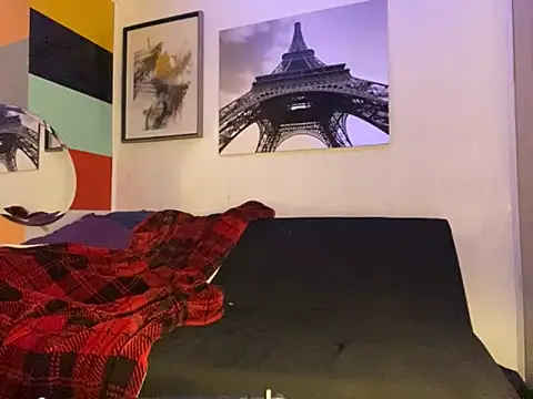 Snapshot of Gman143187 chatting on 10-12-25, 02:21 Gman143187 online show from 10-12-25, 02:21