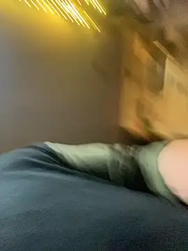 Snapshot of Gman143187 chatting on 10-27-25, 07:34 Gman143187 online show from 10-27-25, 07:34