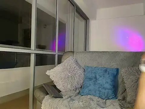 Snapshot of thesweetkhloe__ chatting on 10-12-25, 09:52 thesweetkhloe online show from 10-12-25, 09:52