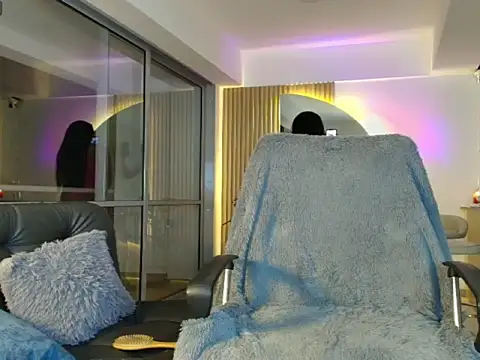 Snapshot of thesweetkhloe__ chatting on 10-21-25, 01:50 thesweetkhloe online show from 10-21-25, 01:50