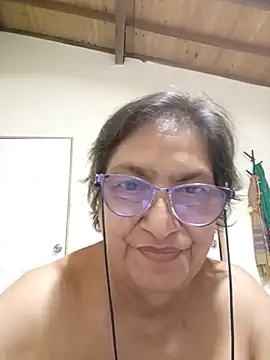 florecita69 online show from 10-16-25, 02:40