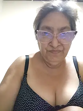 florecita69 online show from 05-03-26, 01:22