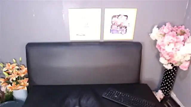 Littleindianmilf online show from 03-05-25, 08:54