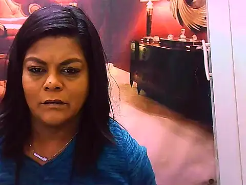 Snapshot of indianCherryPie chatting on 06-12-26, 05:28 indianCherryPie online show from 06-12-26, 05:28