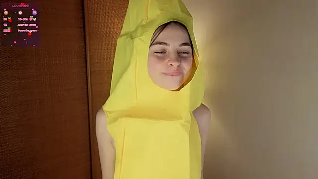 MaryJacksoon online show from 10-31-25, 08:04