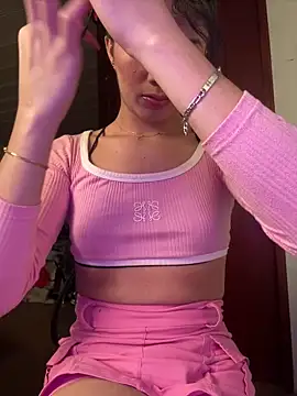 Snapshot of giuliana_andrade chatting on 12-05-24, 07:49 giuliana andrade online show from 12-05-24, 07:49