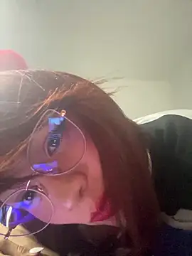 Snapshot of giuliana_andrade chatting on 03-07-25, 04:11 giuliana andrade online show from 03-07-25, 04:11