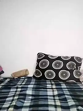 Snapshot of Tota_Khan chatting on 12-13-24, 04:43 Tota Khan online show from 12-13-24, 04:43