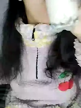 Snapshot of Tota_Khan chatting on 12-14-24, 04:34 Tota Khan online show from 12-14-24, 04:34