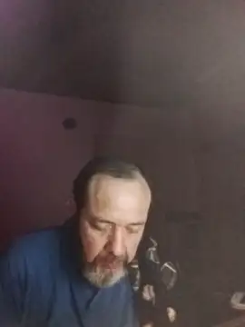 Leocesar37 online show from 10-10-25, 06:56