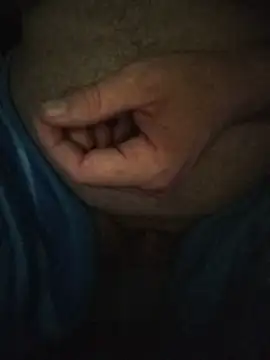 Leocesar37 online show from 12-16-25, 04:23