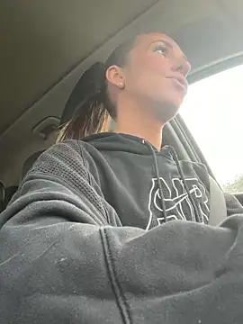 lola tentatiion online show from 02-28-25, 08:42