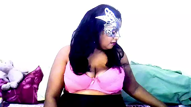 Snapshot of Mysterylady143 chatting on 07-01-26, 06:07 Mysterylady143 online show from 07-01-26, 06:07