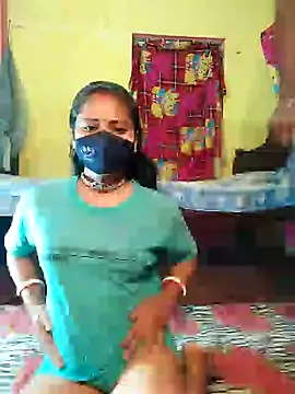 Snapshot of indiancouple09 chatting on 02-03-25, 04:10 indiancouple09 online show from 02-03-25, 04:10