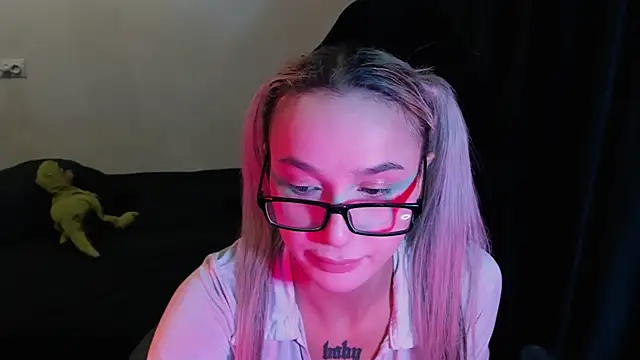 MilaAsh online show from 02-20-26, 05:37