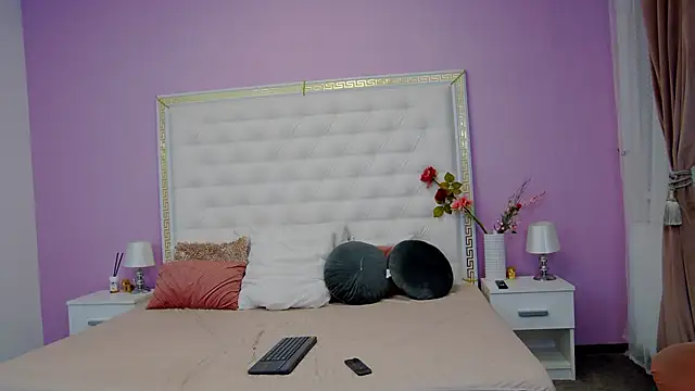 Lenna Paul online show from 02-18-25, 05:09