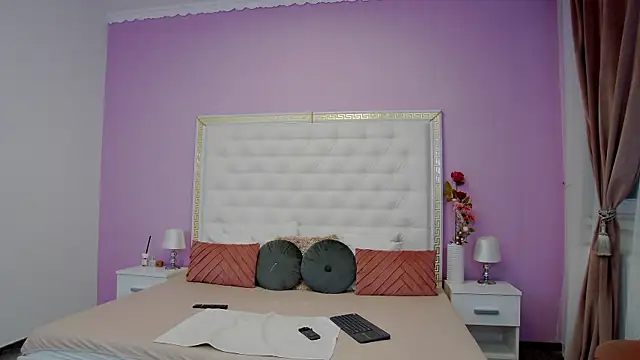 Lenna Paul online show from 03-20-25, 04:51