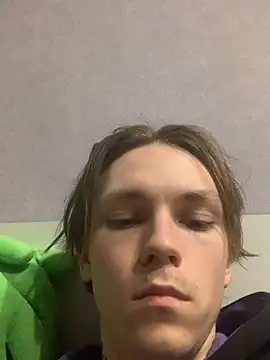 Snapshot of Alex17am chatting on 11-23-25, 06:19 Alex17am online show from 11-23-25, 06:19