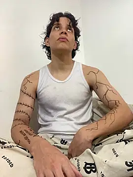 lax777  online show from 02-06-26, 08:29