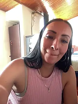 yaralyminjo2 online show from 01-20-25, 09:22