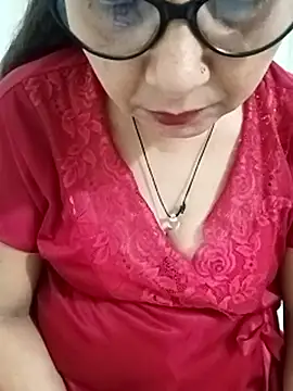 Snapshot of Saroj-Shah chatting on 05-04-26, 07:32 Saroj-Shah online show from 05-04-26, 07:32