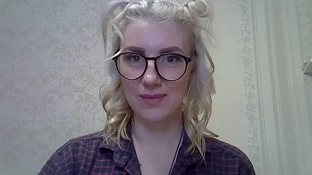 Snapshot of Pabonya91 chatting on 02-06-25, 05:09 Pabonya91 online show from 02-06-25, 05:09