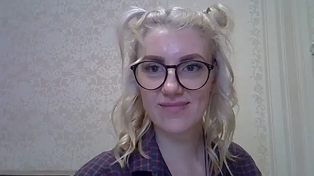 Snapshot of Pabonya91 chatting on 02-06-25, 08:13 Pabonya91 online show from 02-06-25, 08:13